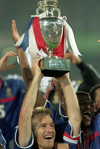 法国2000欧洲杯冠军（2000年欧洲杯法国夺冠）